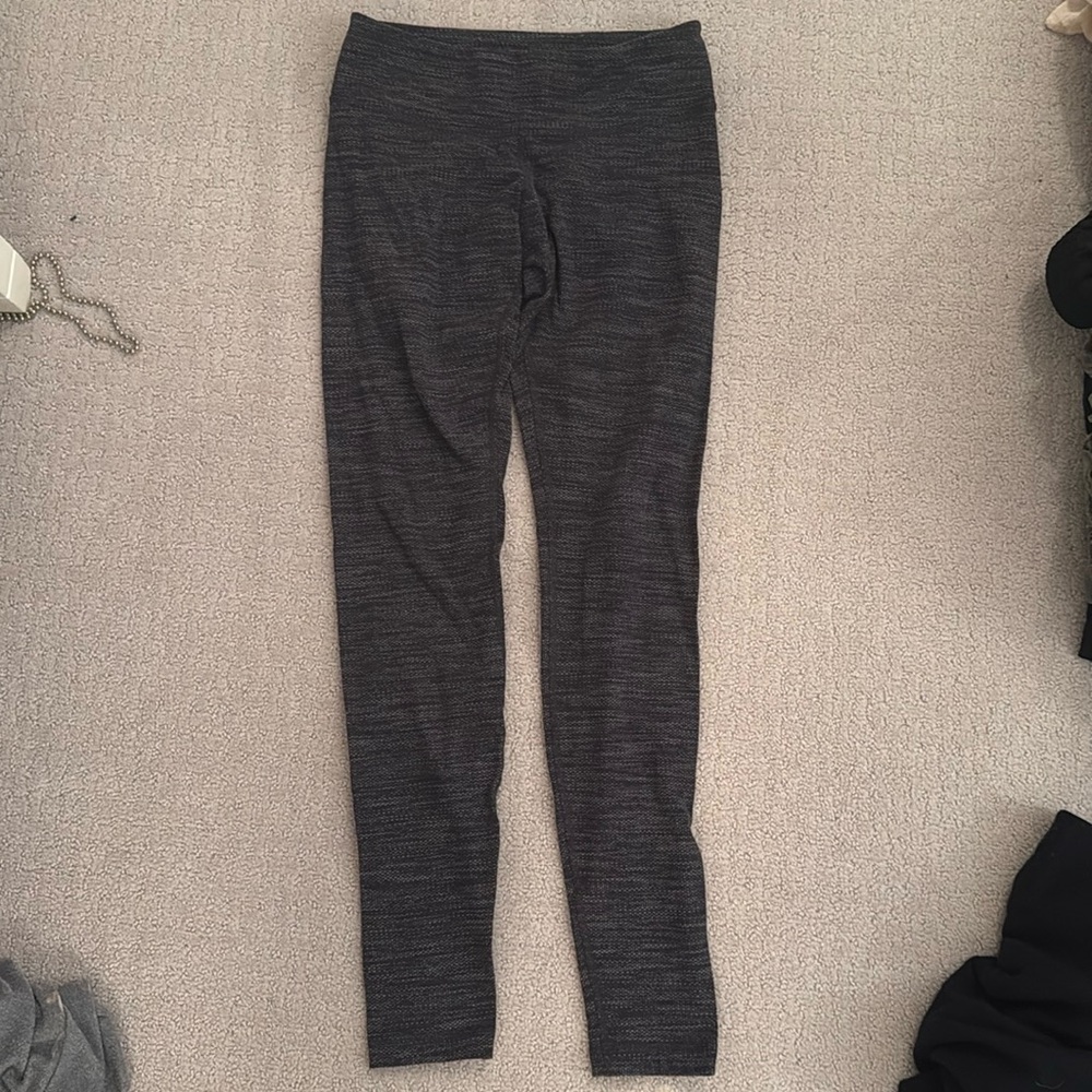 Lululemon Dark Gray Patterned, Thick Leggings - image 1